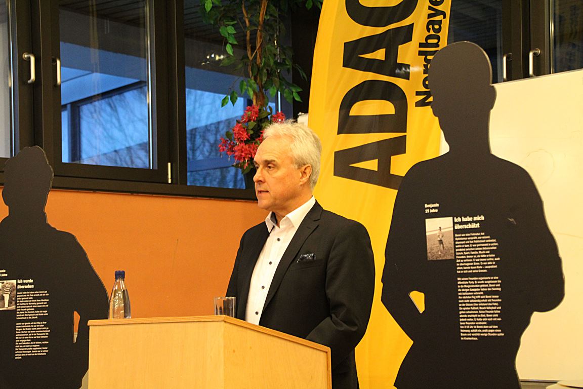 Schatten - Ich wollte doch leben, Ausstellung im Gymnasium Eschenbach