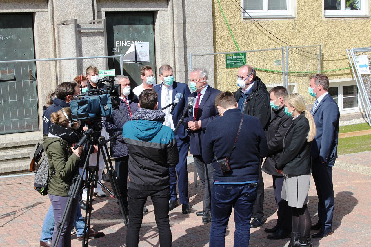 Innenminister Joachim Herrmann Klioniken Nordoberpfalz Besuch