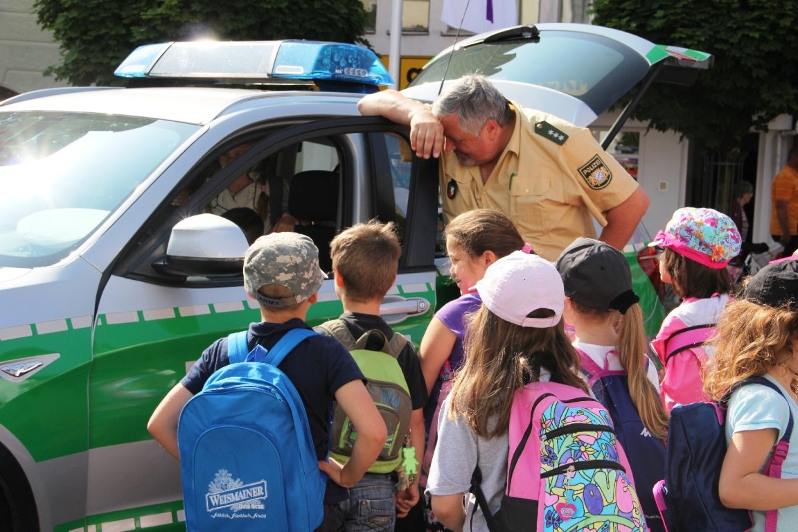 Gute Fee Aktionstag Pro Weiden 2016  Polizei