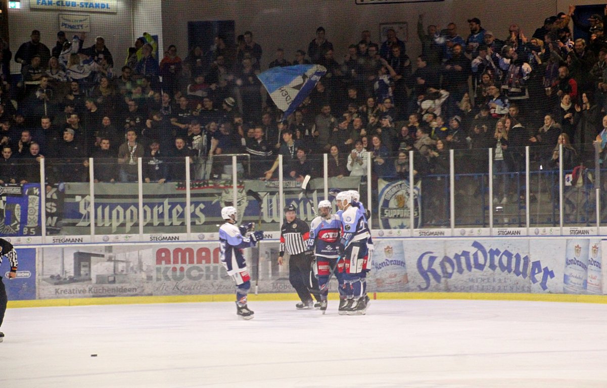 1. EV Weiden Blue Devils vs. EV Regensburg Oberpfalzderby (6)