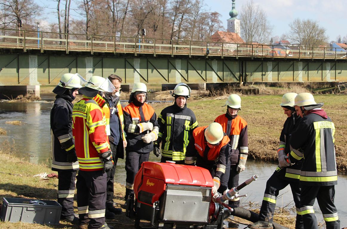 Maschinisten Ausbildung feuerwehr Landkreis Neustadt