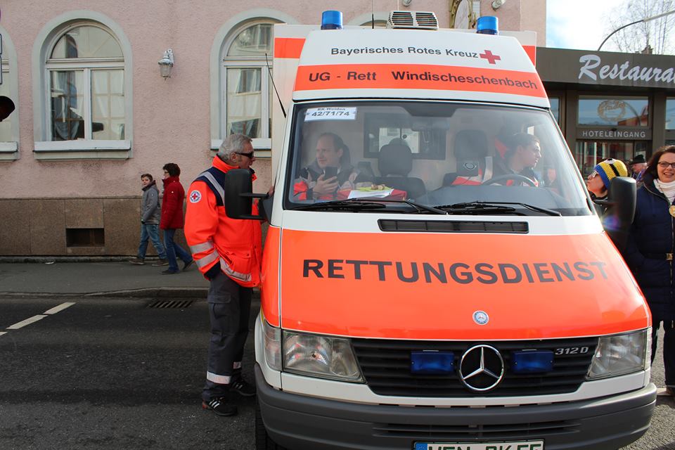 BRK Bereitschaft Faschingszug
