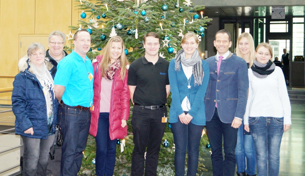 151214_IHK_(vlnr)_Ingeborg_u_Adolf_Prechtl,_A._Wurm,_J._Heyne,Tobias_Prechtl,_Evelyn_Trottmann,_A._Rupprecht,_K._Heindl,_C._Trottmann