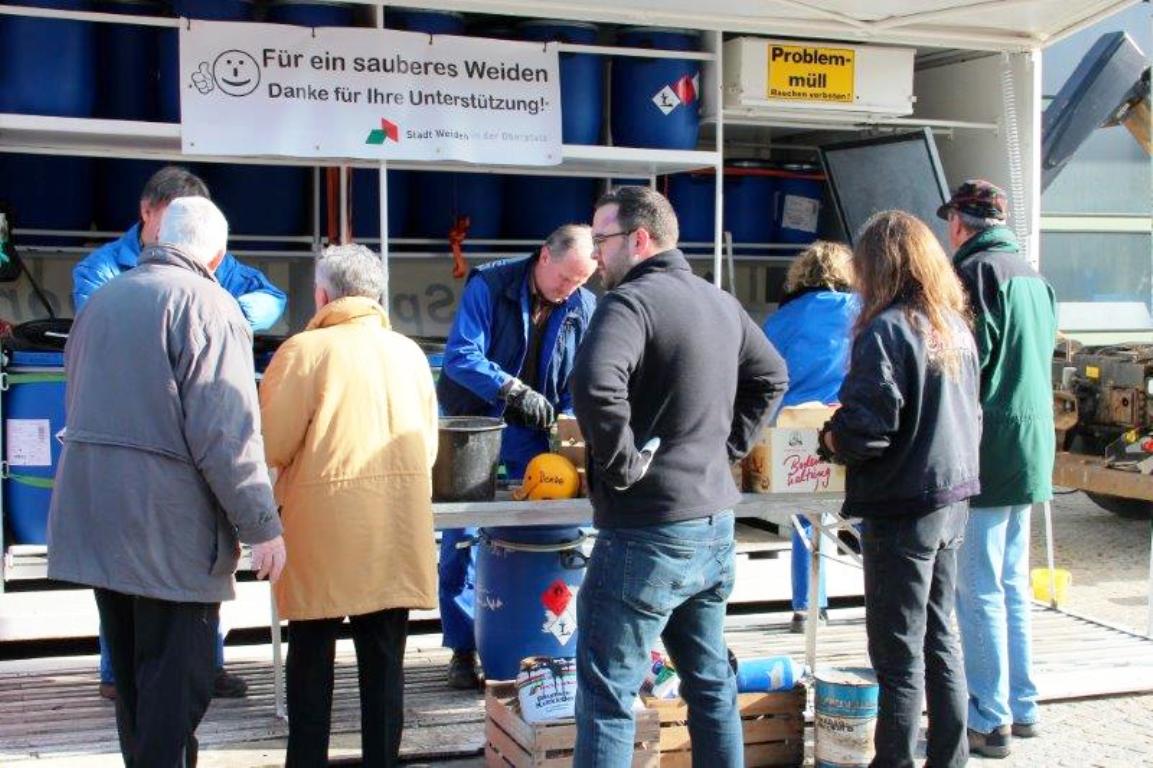 Weiden: Sammlung von Problemabfällen im städtischen Bauhof