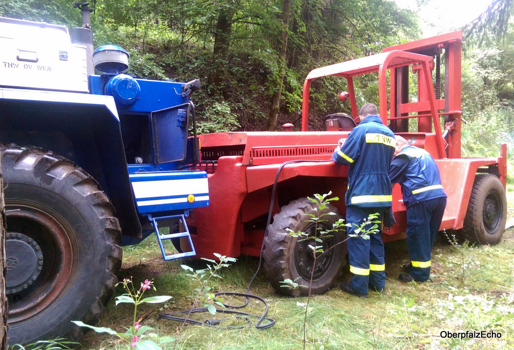 2016-08-05_Bergung_Stapler_THW_1