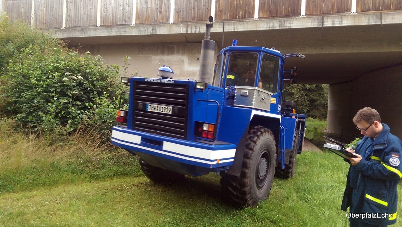 2016-08-05_Bergung_Stapler_THW_2