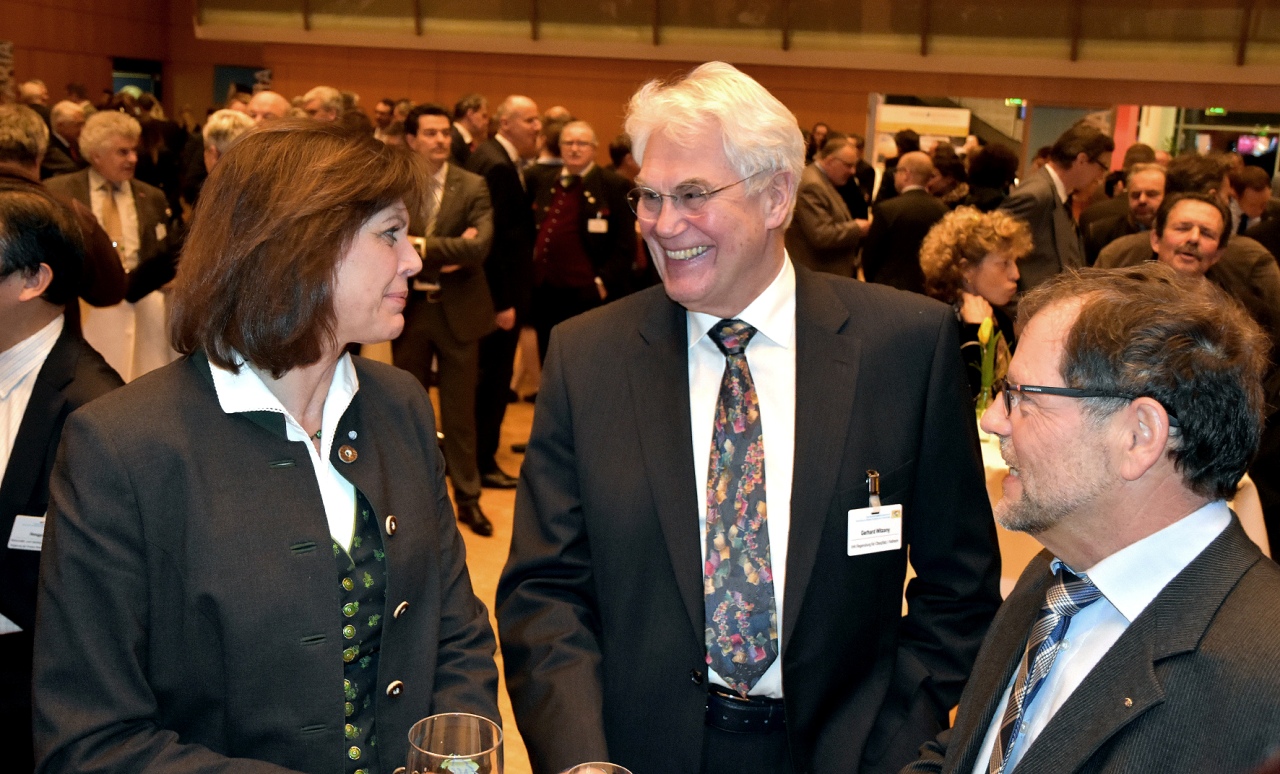 20160218_Aigner_IHK_Export