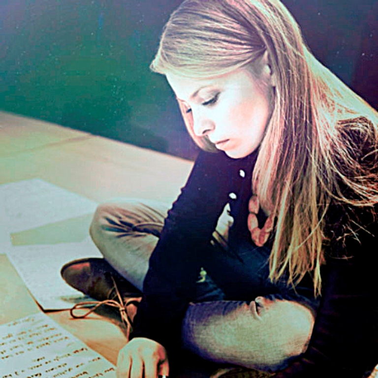 Alex Cumfe und ihre Band vor stürmischem und kraftvollem Auftritt im Salute