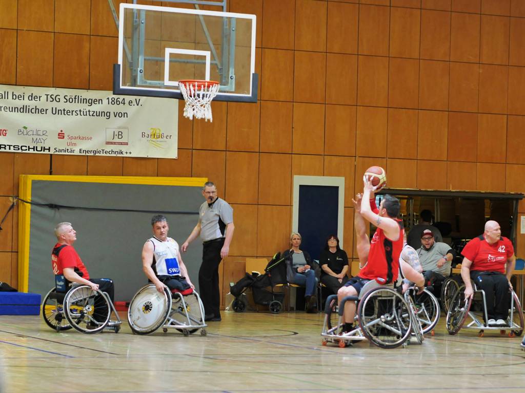 201603_Rollstuhlbasketballer-Weiden3