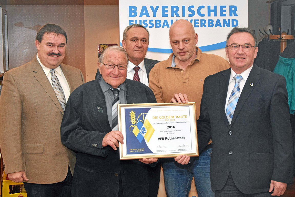 VfB Rothenstadt: Große Ehre durch 'Goldene Raute mit Ähre'