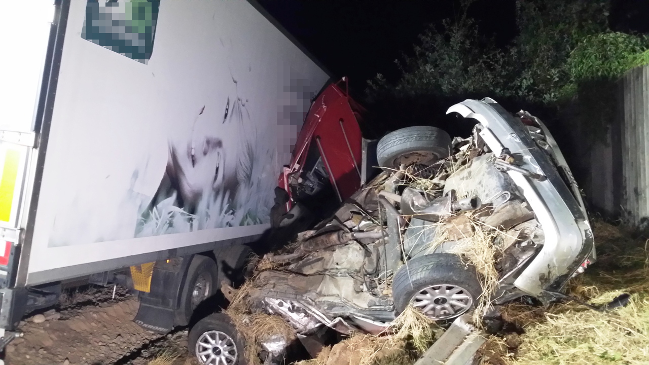 Unfall Horrorcrash A93