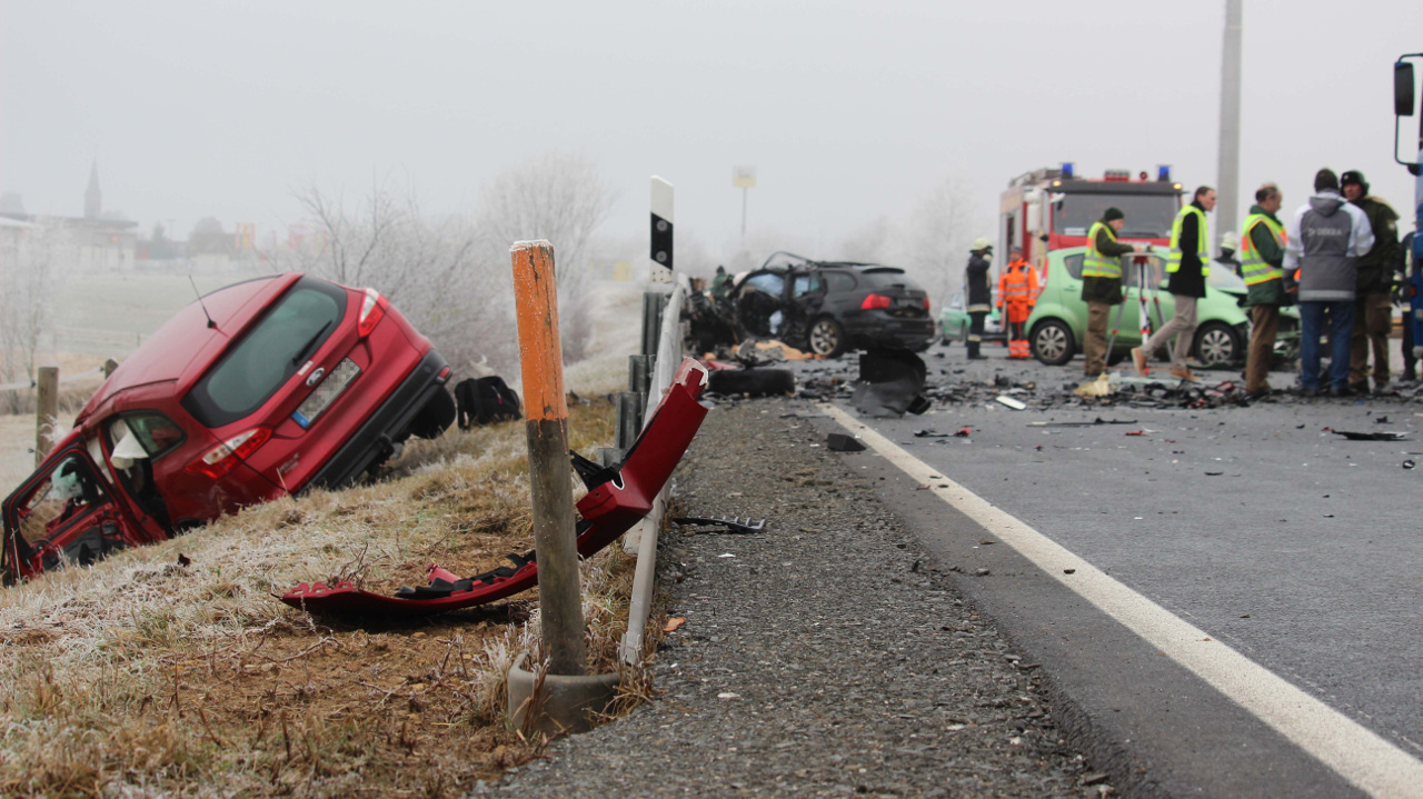 Schwerer Unfall B22 Tödlich