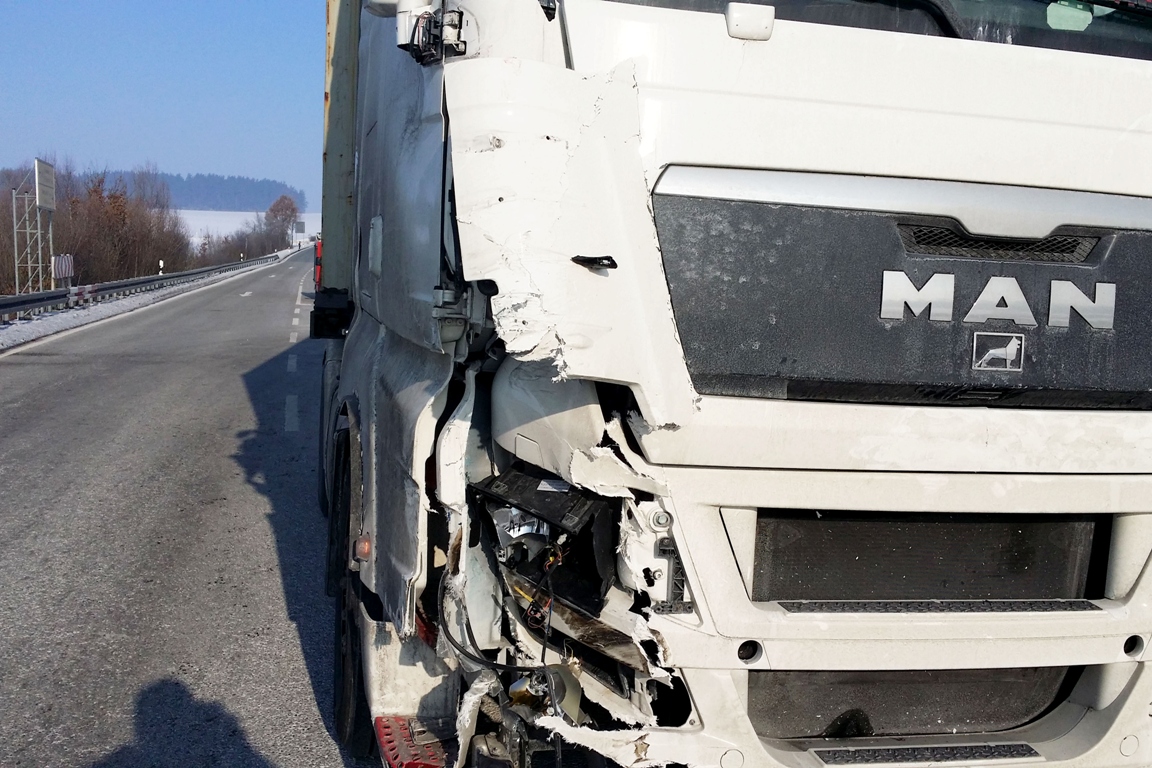 Unfall Pressath Lkw B299