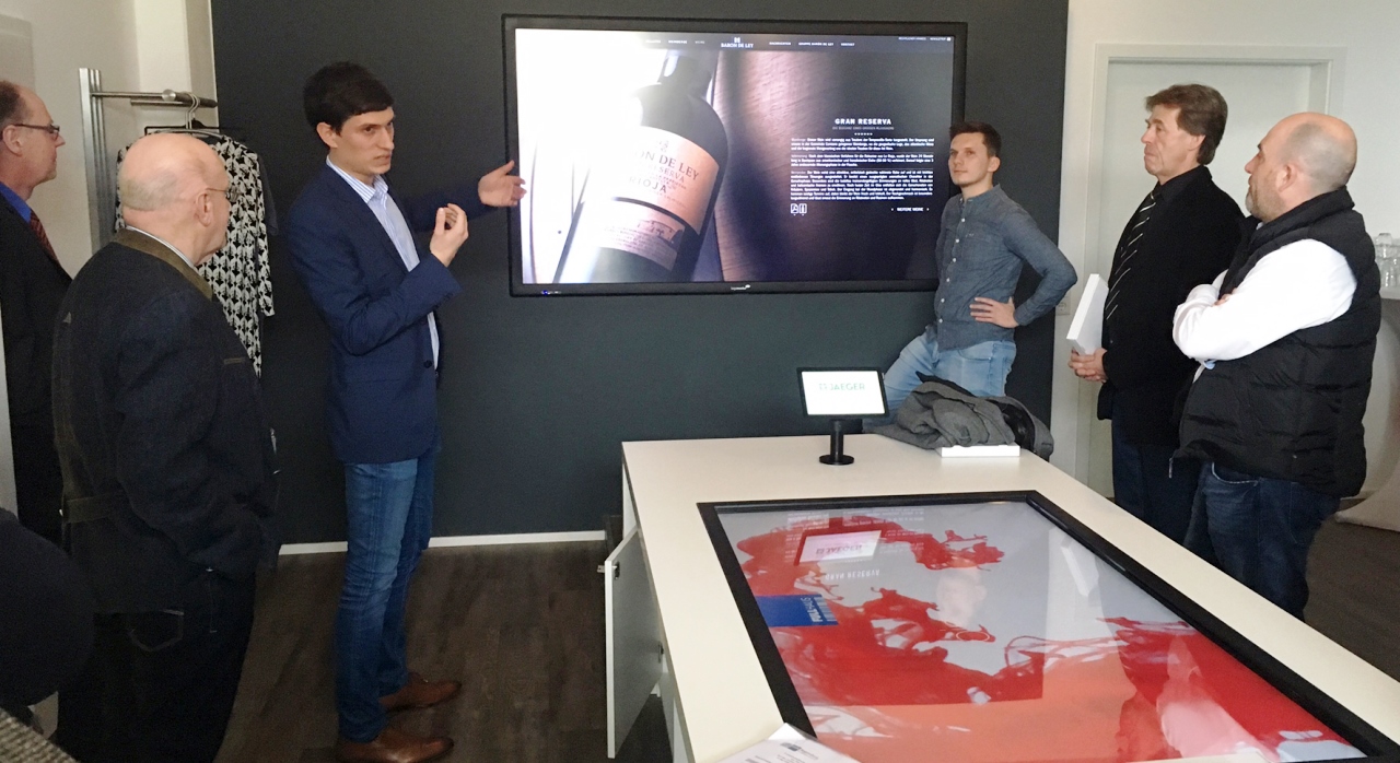 Digitale Verlockung - wie Shoppen im Geschäft wieder attraktiver wird