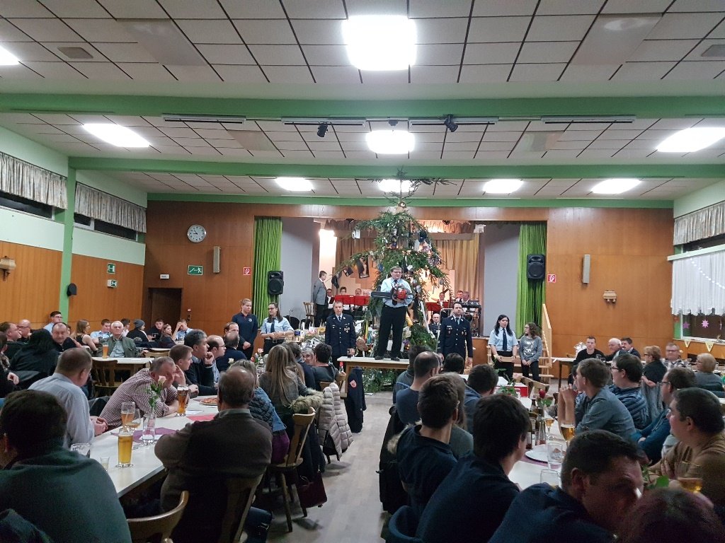 Christbaumversteigerung Oberwildenau