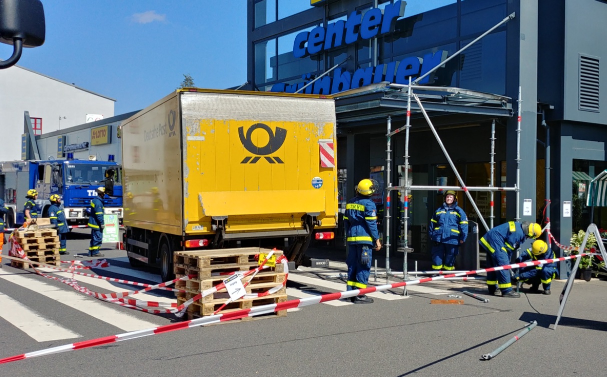 THW Lkw vordach