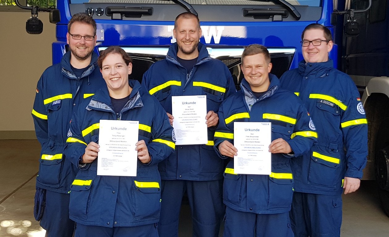 THW drei neue Helfer Ausbildung