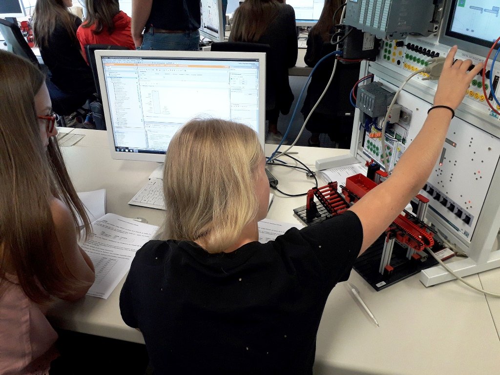 MINT Mädchen OTH Amberg Weiden