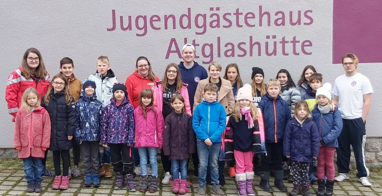 Spaß und Wissen: Wasserwachtler gemeinsam bei Jugendwochenende