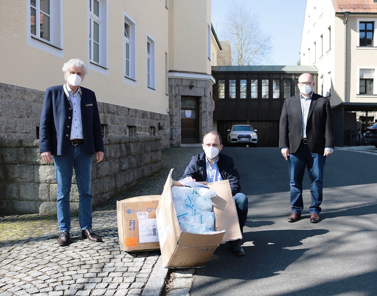 Landrat appelliert: Mund-Nasen-Schutz ab sofort!