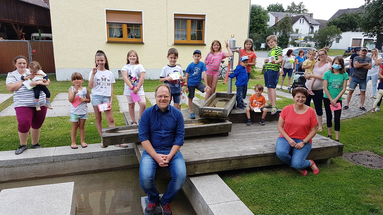 Luftballonwettbewerb Schwarzenbach Siegerehrung