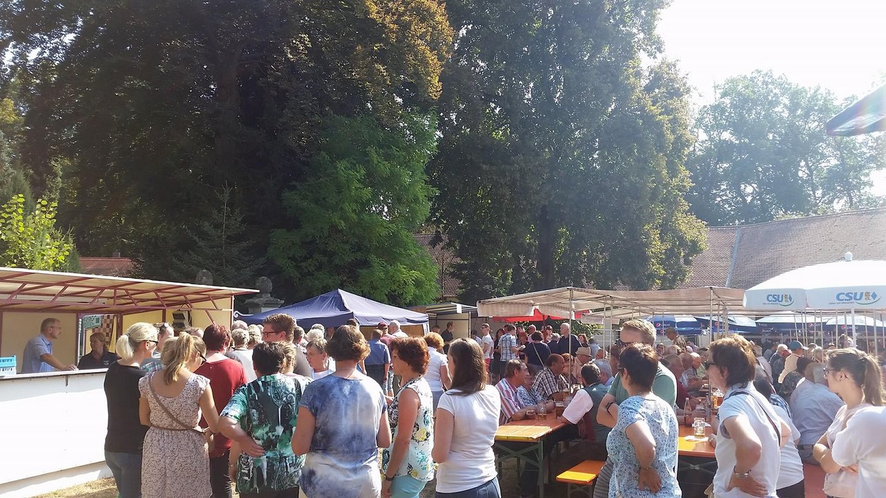 Schlossfest Unterwildenau
