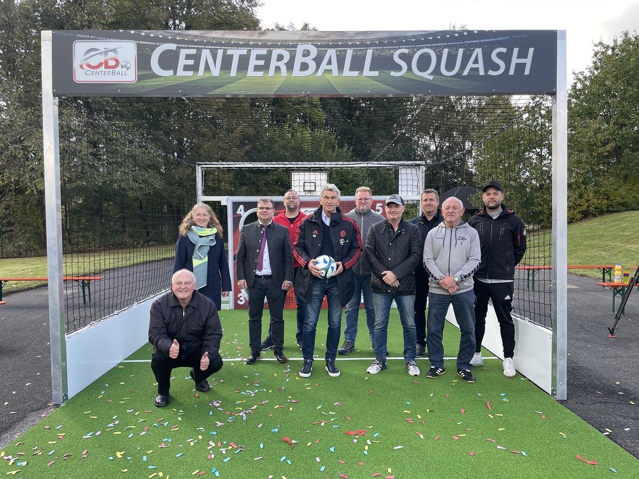 Klaus Augenthaler eröffnet neue Centerball-Anlage