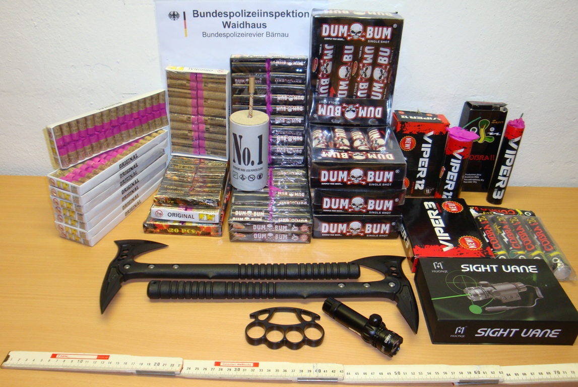 Bundespolizei Waidhaus Bärnau Böller Feuerwerk
