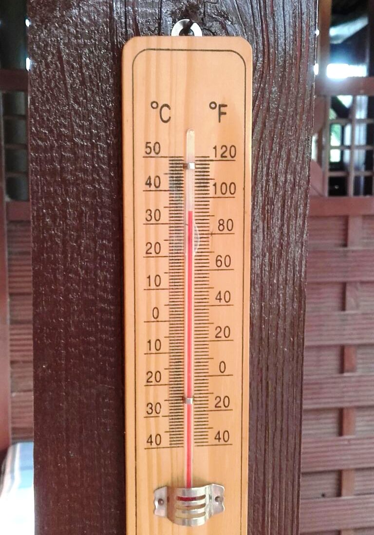 34 Grad Krumme Äcker Weiden