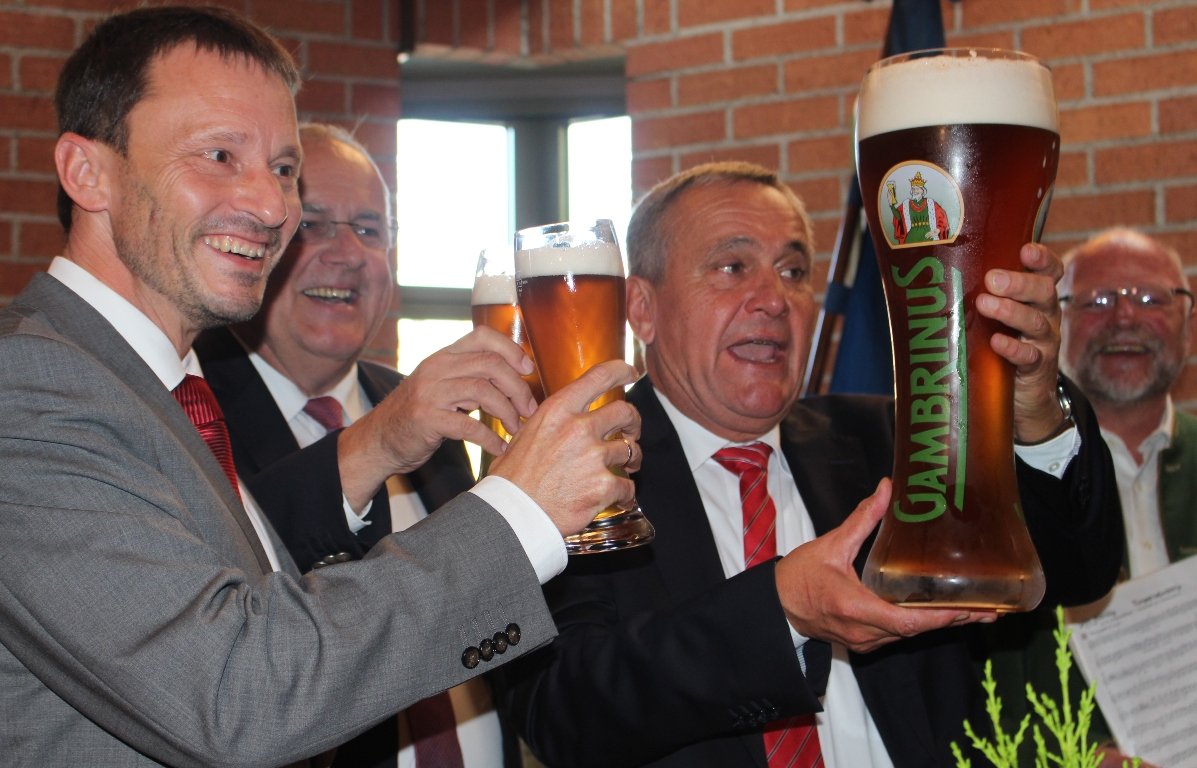 60. Geburtstag Oberbürgermeister Kurt Seggewiß letzte Amtszeit Seggewiß dankt ab19