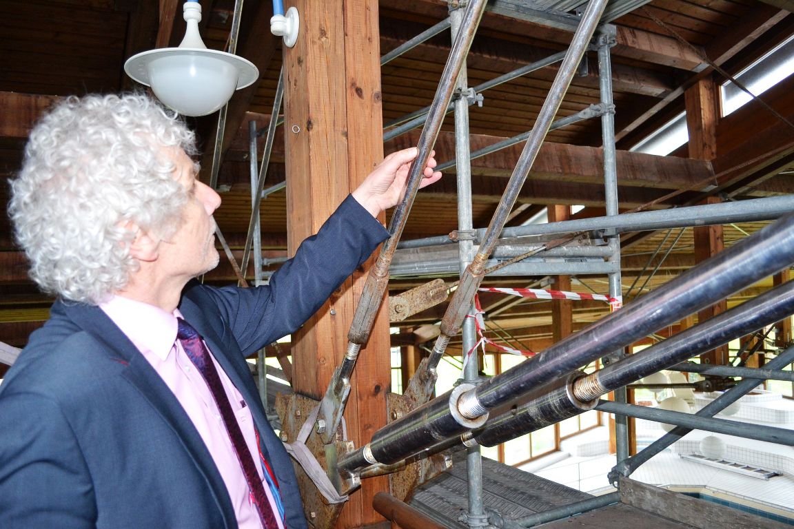 Hallenbad Tirschenreuth, Ladrat Wolfgang Lippert, Bauarbeiten