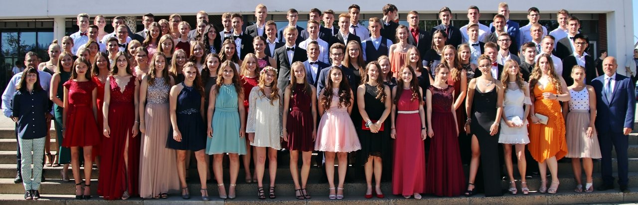 Abitur 18 2019 Gymnasium Eschenbach Entlassfeier (2)
