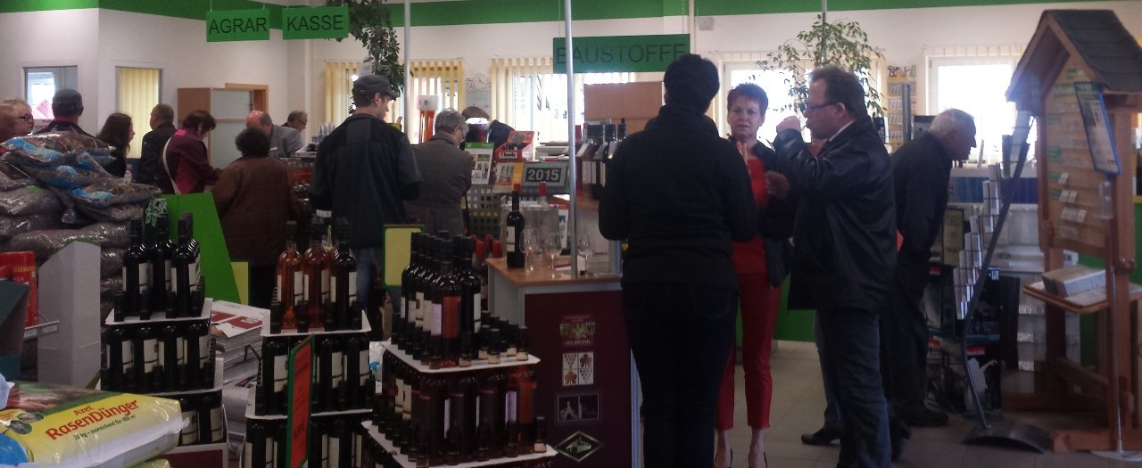 Advertorial auf OberpfalzECHO Markttag Albersrieth Raiffeisen Warenmarkt Aktionen Bilder Raiffeisen-Ware Albersrieth12