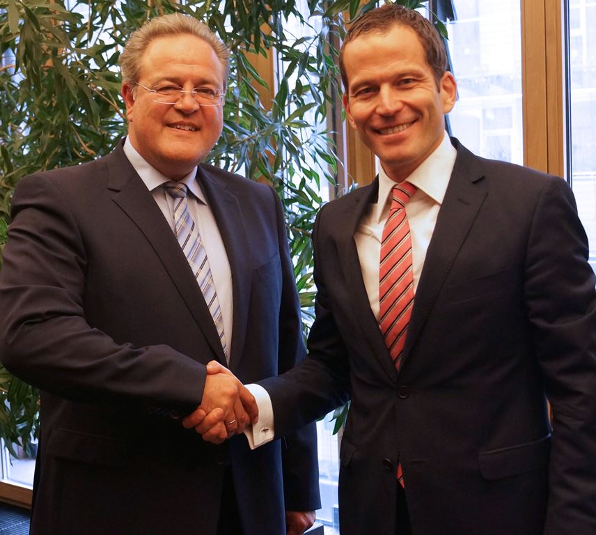 Albert_Rupprecht_mit_Bundespolizeipräsident_Dr._Dieter_Romann