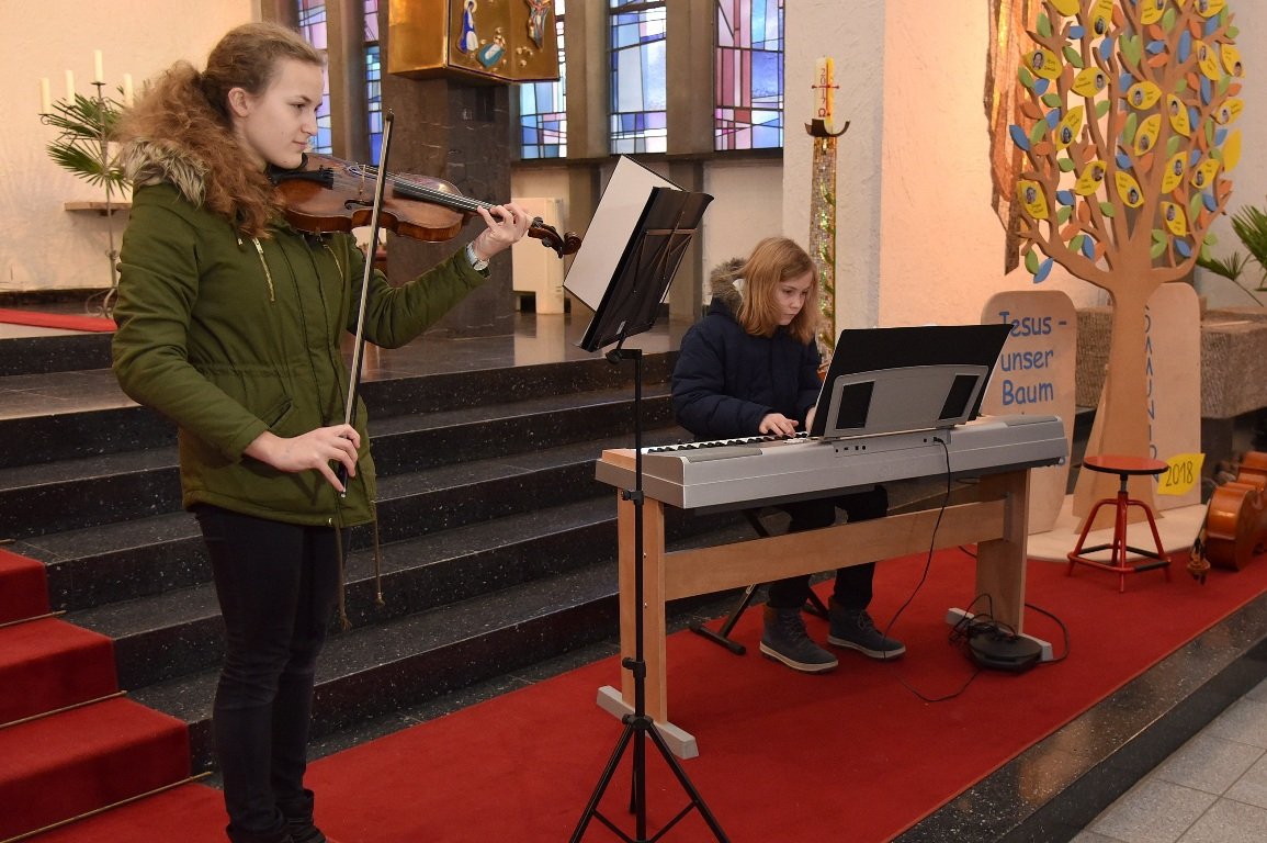 Anna Katharina Käs, Bastian Zötzl Benefiz Schirmitz Lisa