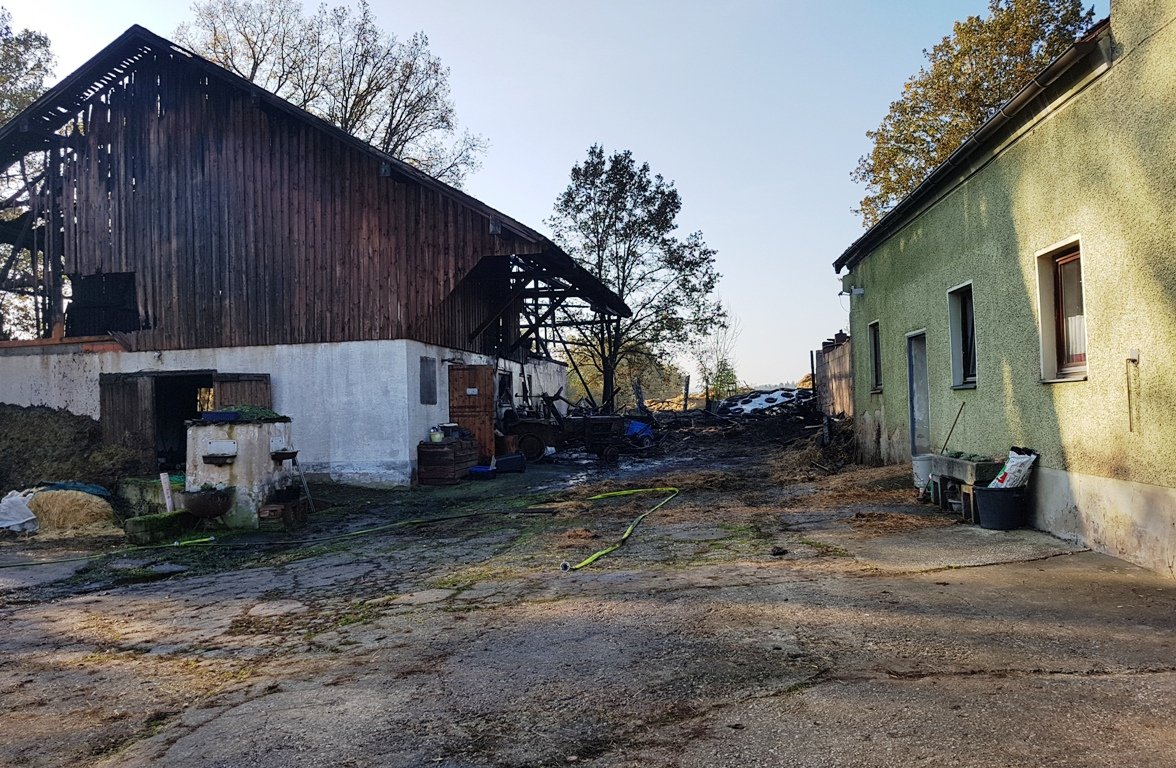 Anna Müller Hof Grünau Landwirtschaft nach Brandserie Brandstiftung