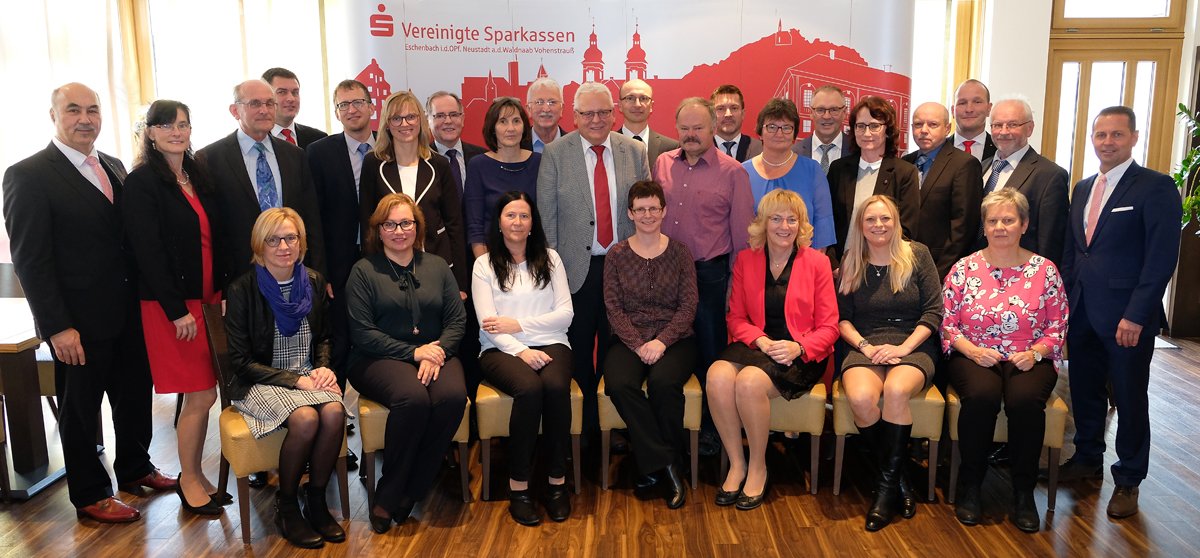 Gemeinsam 800 Jahre für die Sparkasse gearbeitet