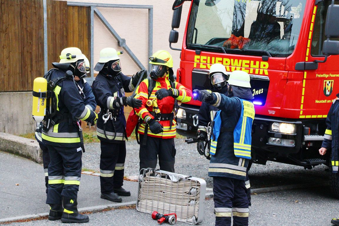 Atemschutzlehrgang Pressath Feuerwehr Landkreis Neustadt Feuerwehr Bild Jürgen Masching3