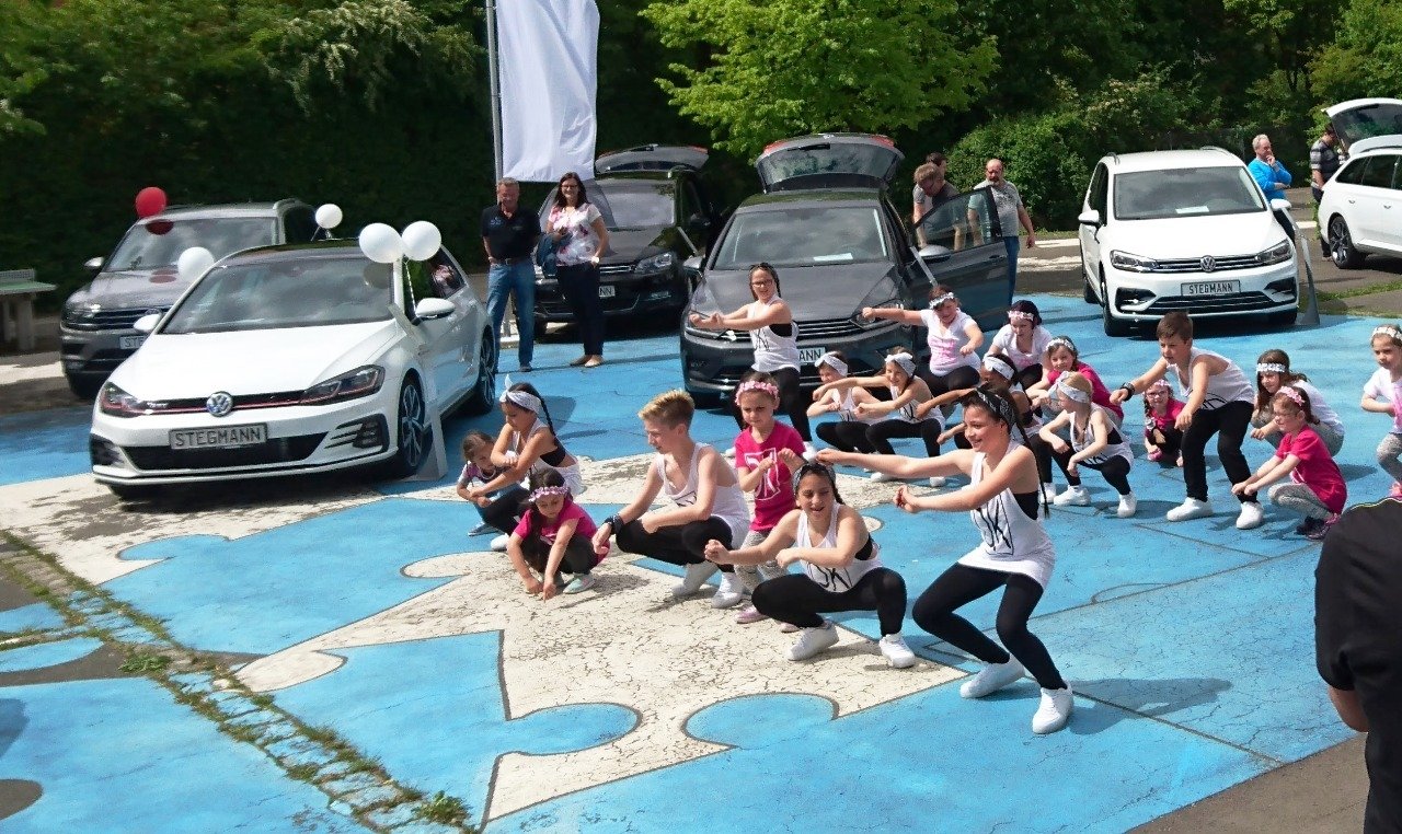 Automeile Weiden, Autos02