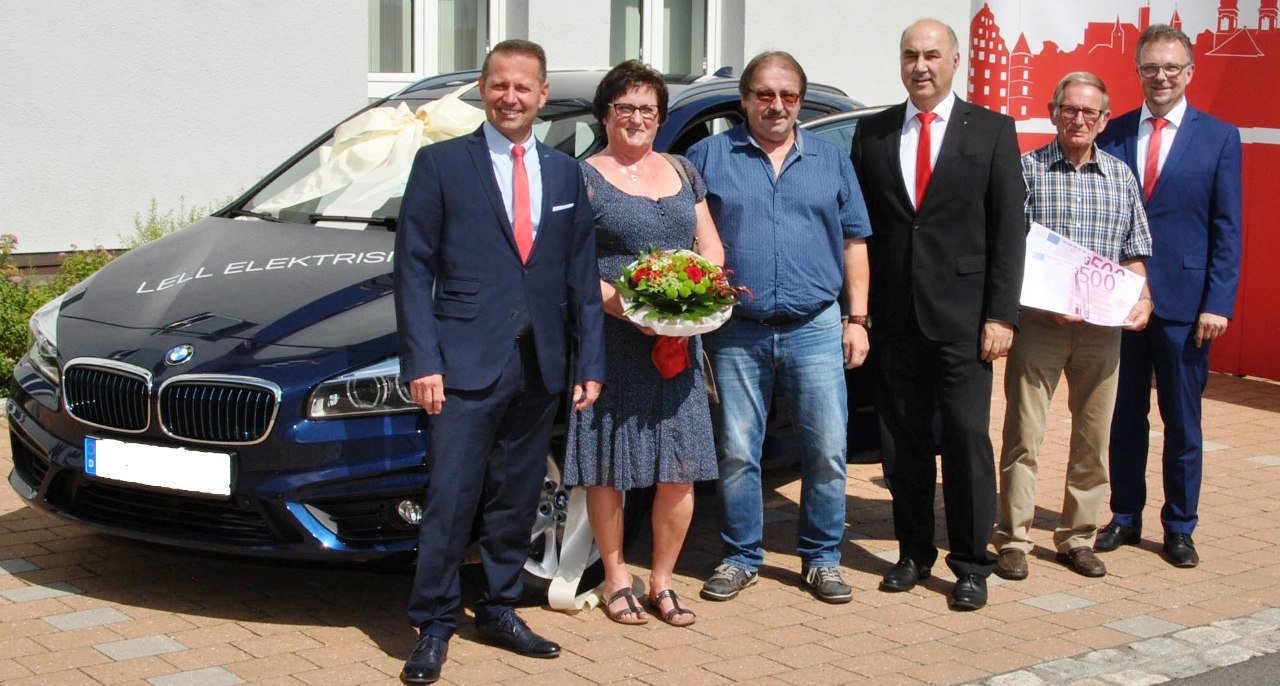 BMW Sparkassen PS Sparsen Auslosung Günter und Adelheid Freier aus Floß