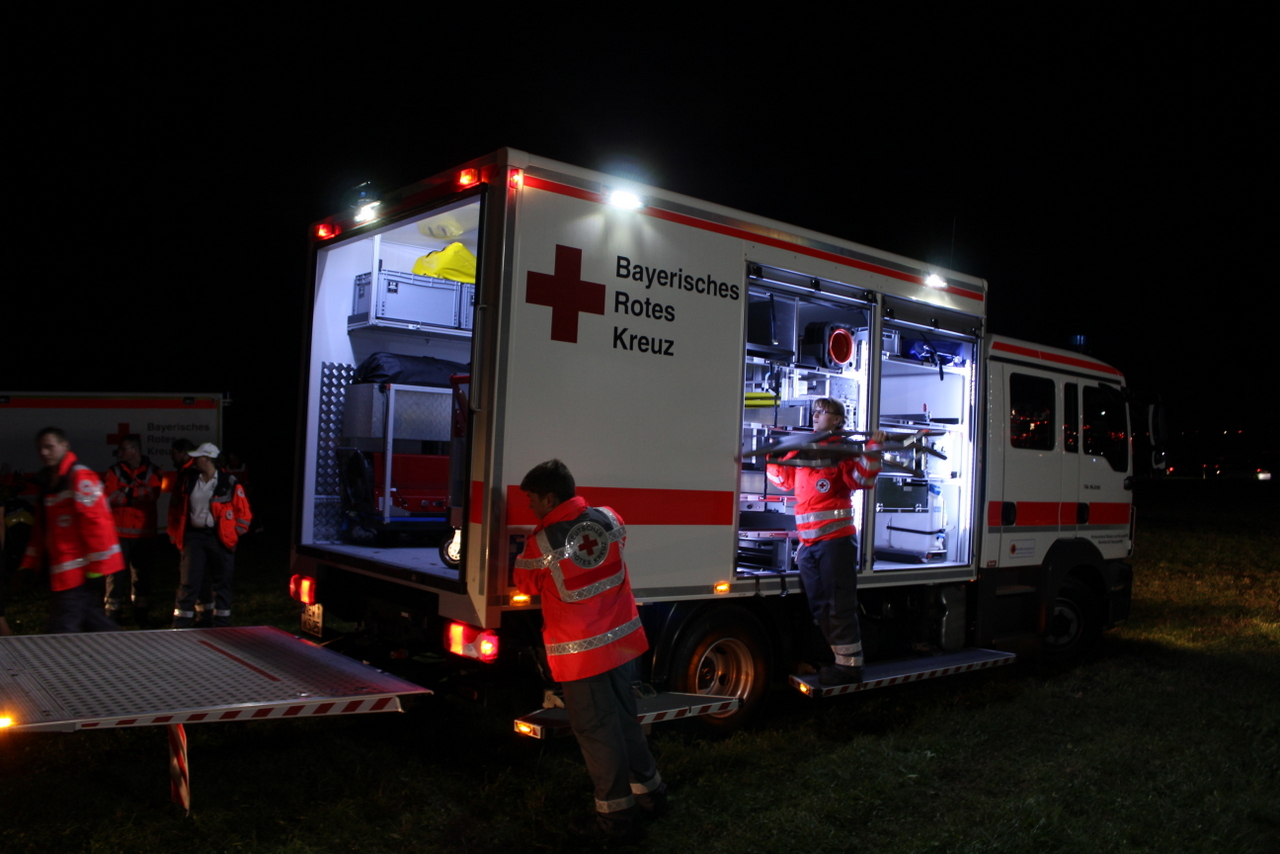Unbekannter Mann schwebt in Lebensgefahr: Wer kennt ihn?