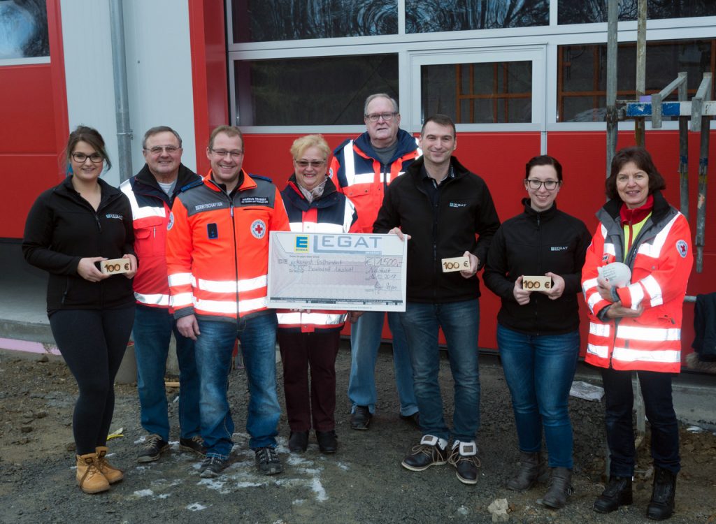 BRK-Neustadt-Spendenübergabe-Edeka-Legat