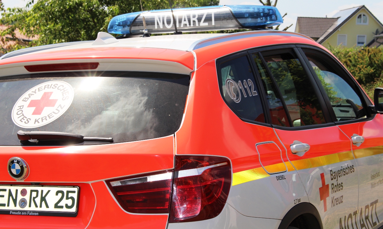 Silvesterbilanz der Rettungsleitstelle: Baby reanimiert, Betrunkener auf Kreisverkehr - 365 Einsätze