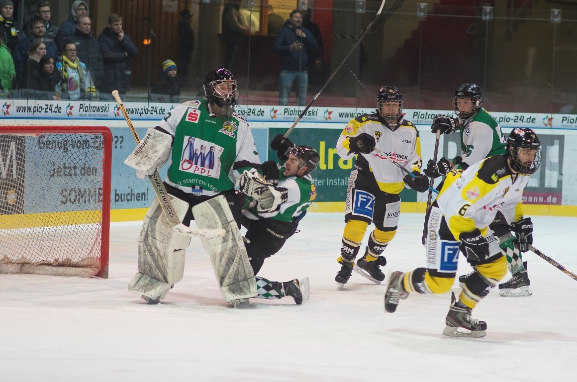 Bayreuth vs. Mitterteich, Eishockey EHC Mitterteich