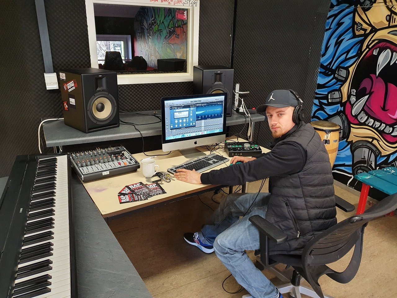 Benny Kahnes Das Magische Projekt Tonstudio Online Rap Contest Jugendzentrum Weiden JuZ Bild Florian Graf JuZ