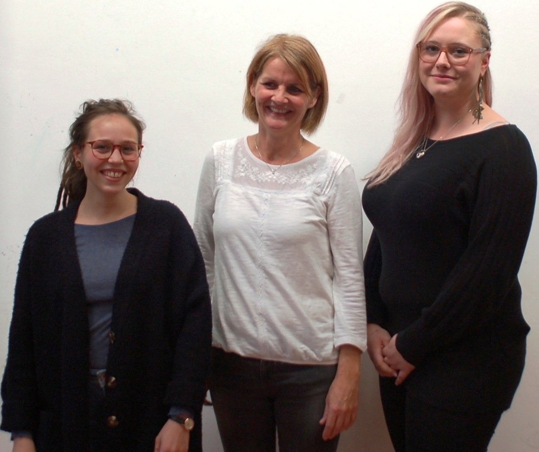 Bezirksschülersprecher Kim-Lesley Schneider Selina Munoz Martin Schülersprecher Bild Regierung Oberpfalz