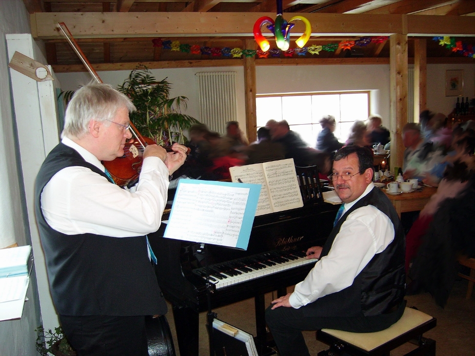 Faschingssonntags-Kaffeehausmusik im Federkiel