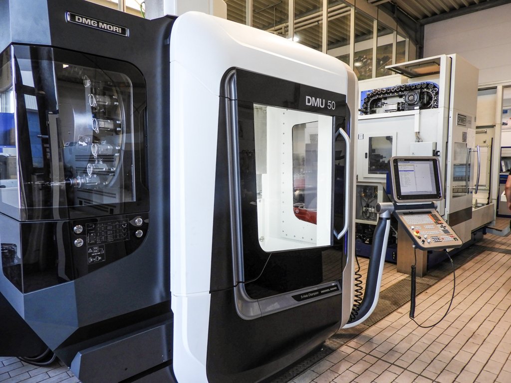 Bild Maschinenpark ÜBZO Weiherhammer