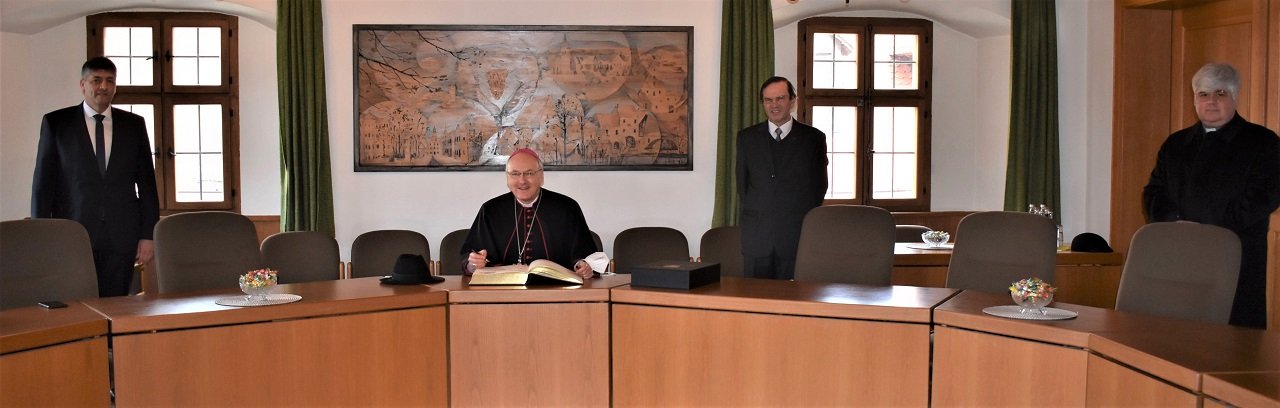Besuch des Bischofs: "Gottes Segen für alle Bürger"