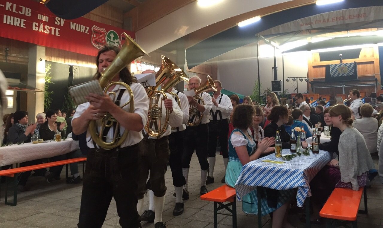 Blasmusik und Polkas: Böhmischer Abend in der Wurzer O'Schnitt-Halle